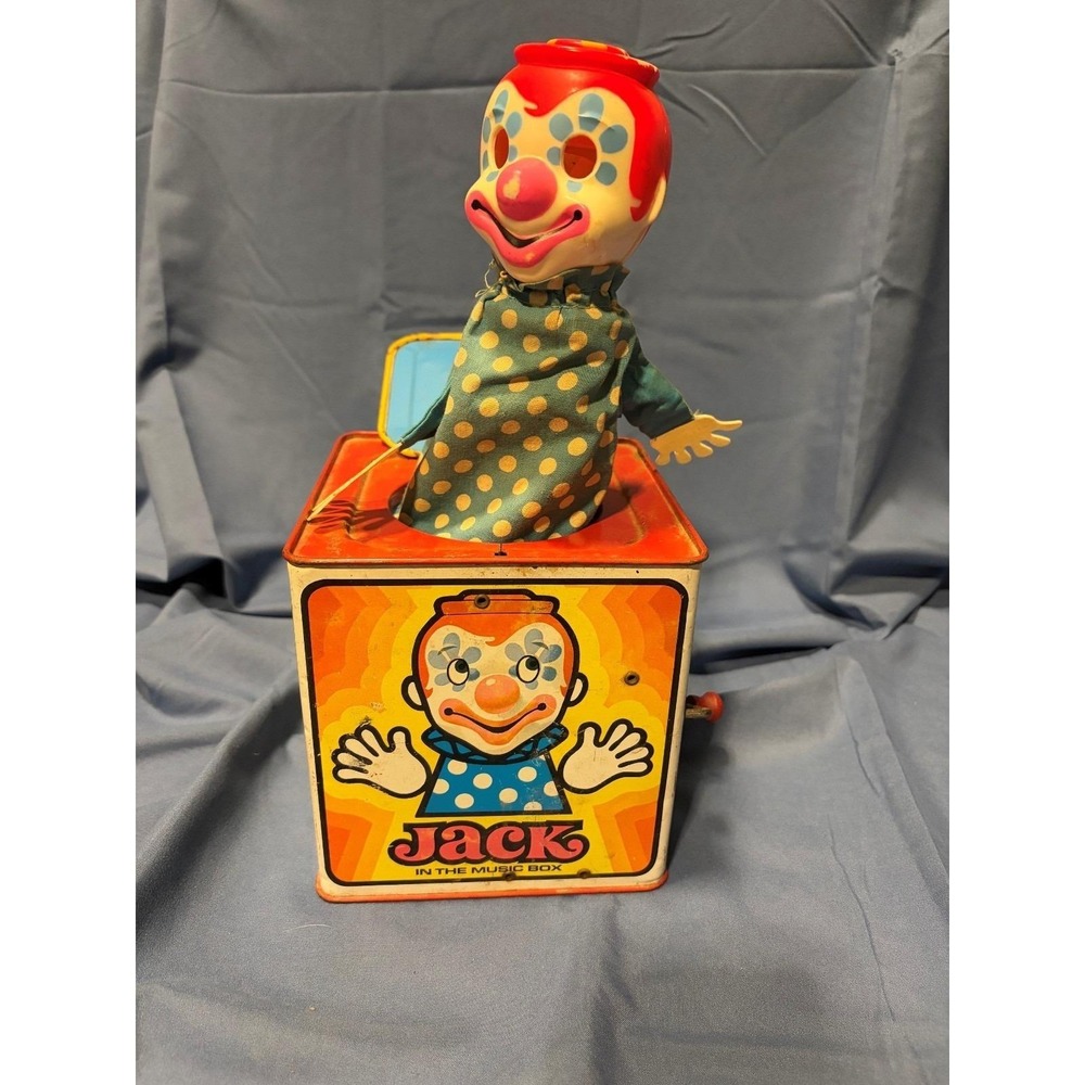 Vintage 1971 Mattel Jack n the Box Clown Music Box Metal Crank does not work